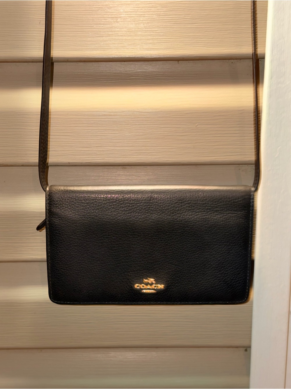 Coach Anna Foldover Clutch Crossbody in black pebbled leather w/gold logo